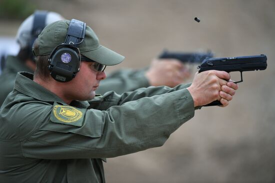 Демонстрация исторического и нового оружия на полигоне АО "ЦНИИточмаш"