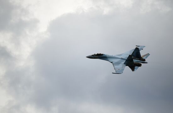 Международный военно-технический форум "Армия-2019". День второй