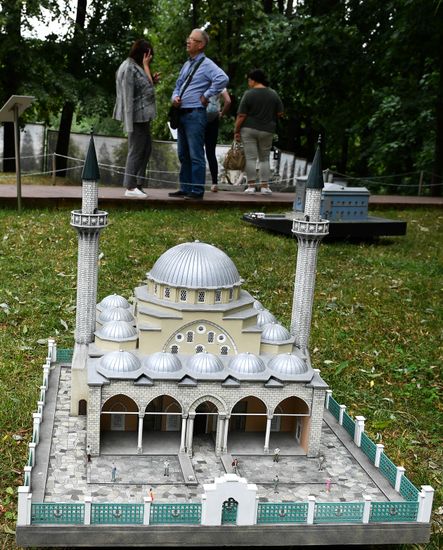 Выставка "Россия в миниатюре" в парке Царицыно