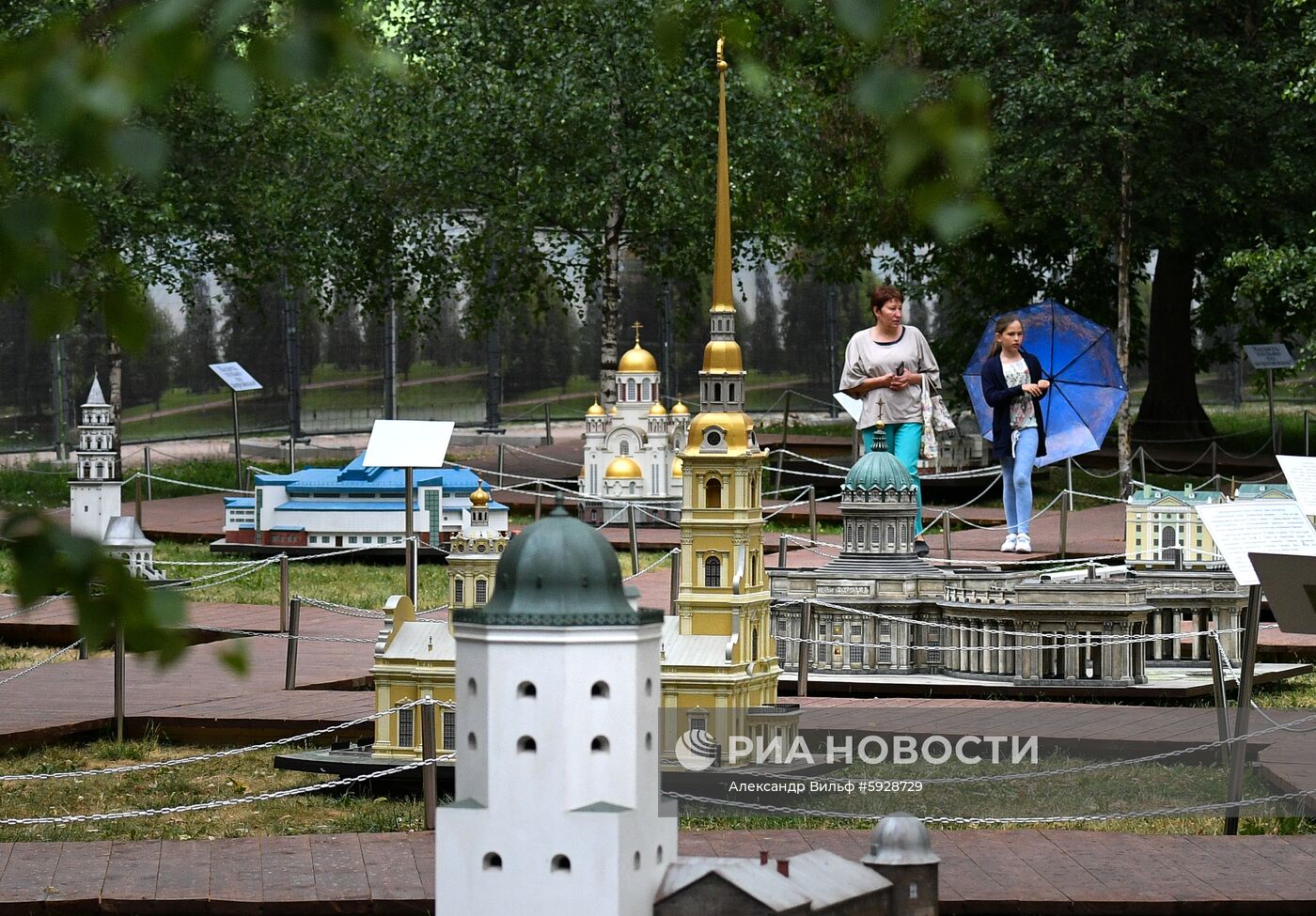 Выставка "Россия в миниатюре" в парке Царицыно