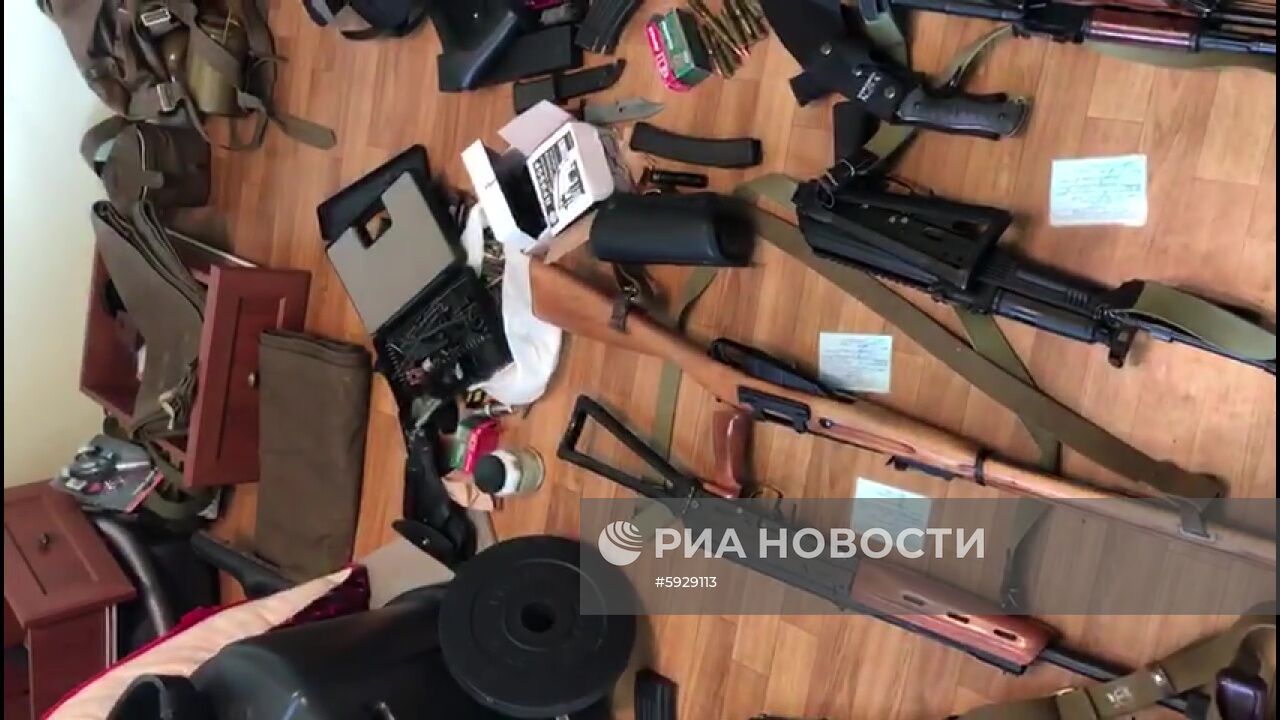 ФСБ пресекла деятельность преступной группы по изготовлению оружия