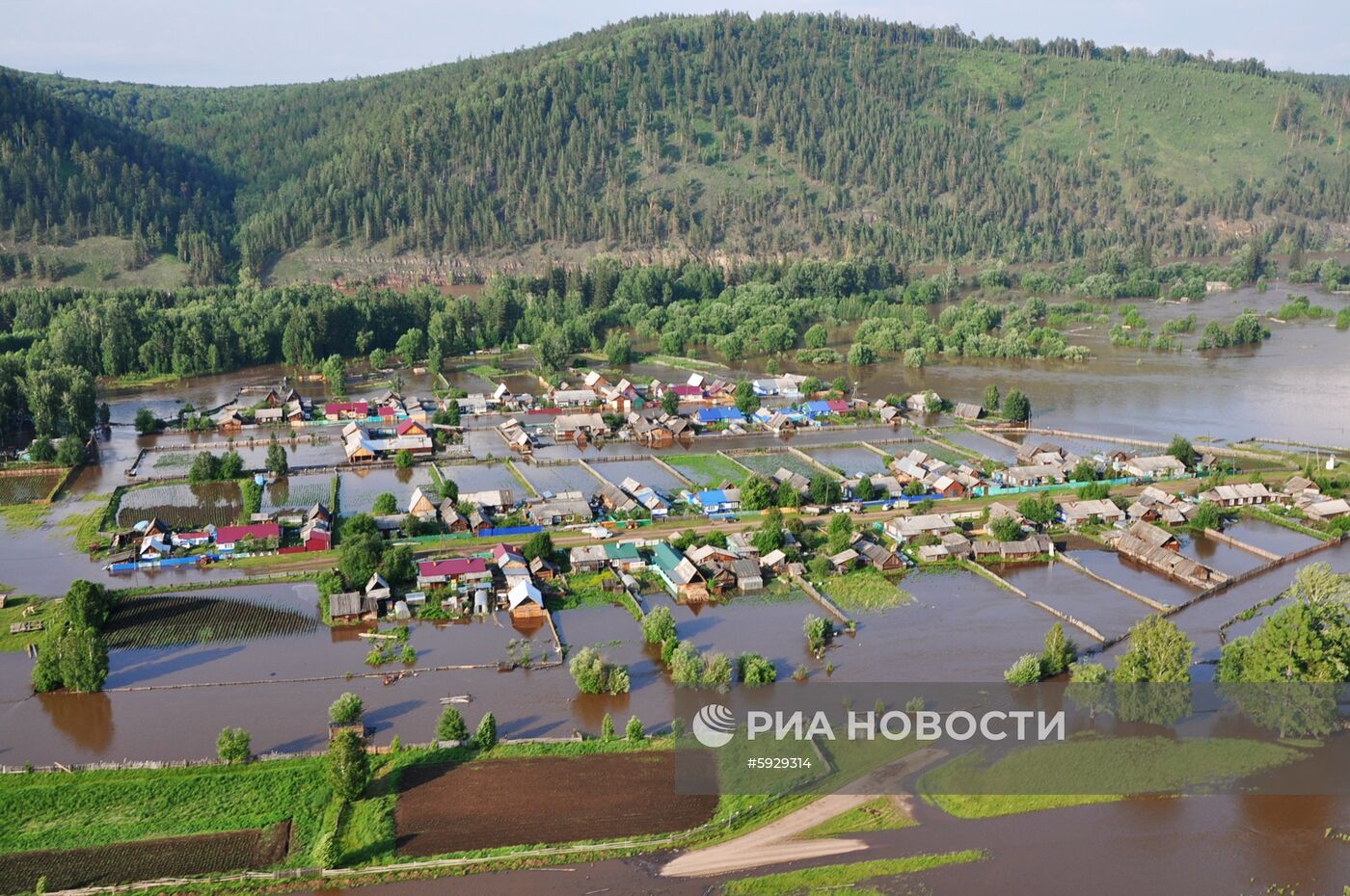 Режим ЧС ввели в Иркутской области из-за сложной паводковой ситуации