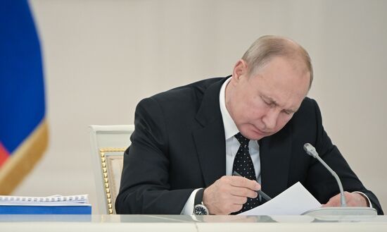 Заседание Госсовета РФ по вопросу модернизации дорожного движения