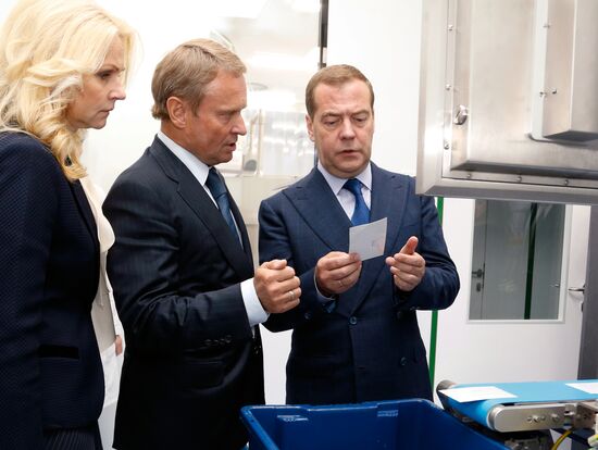 Премьер-министр РФ Д. Медведев посетил Московский эндокринный завод