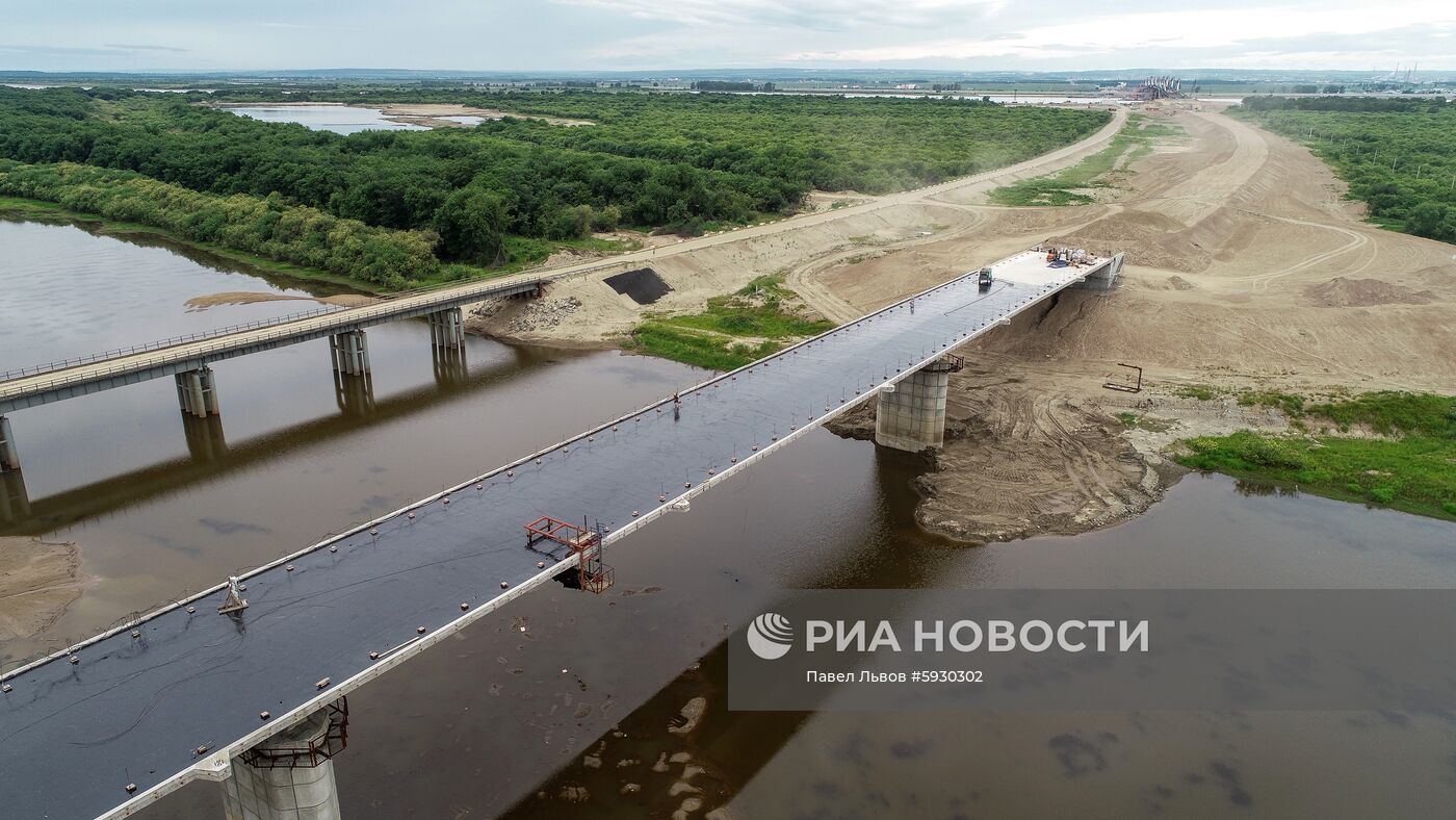 Автомобильный мост Благовещенск - Хэйхэ через реку Амур