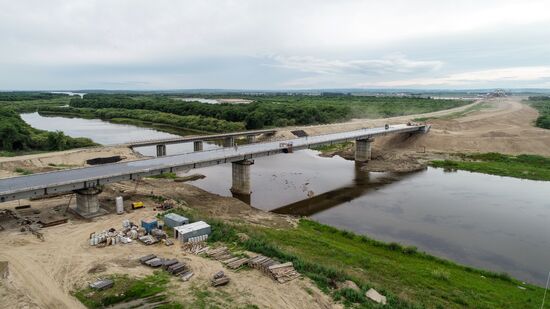 Автомобильный мост Благовещенск - Хэйхэ через реку Амур