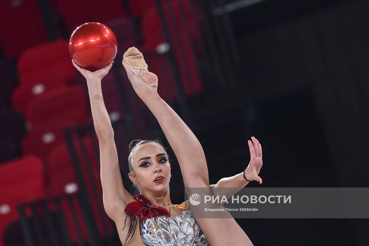 Контрольная тренировка кандидатов в сборную России по художественной гимнастике