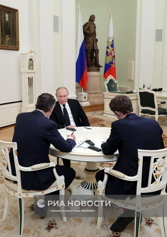 Интервью президента РФ В. Путина газете Financial Times