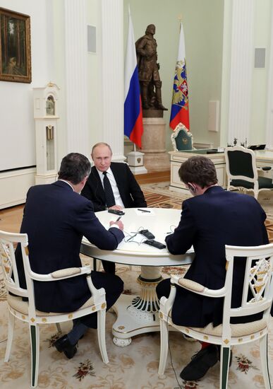 Интервью президента РФ В. Путина газете Financial Times