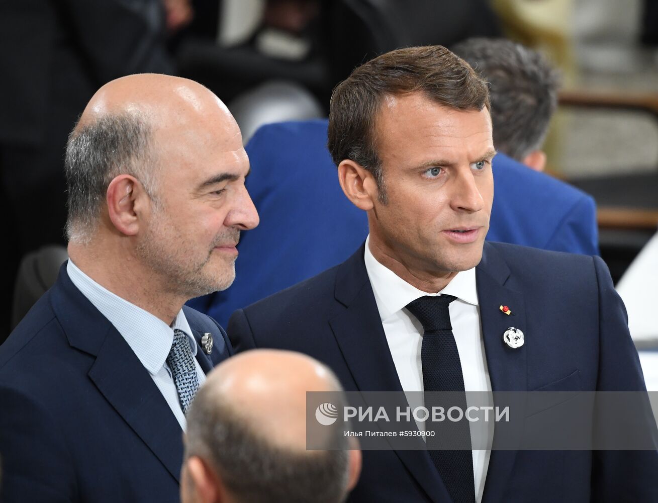 Рабочий визит президента РФ В. Путина в Японию для участия в саммите "Группы двадцати"