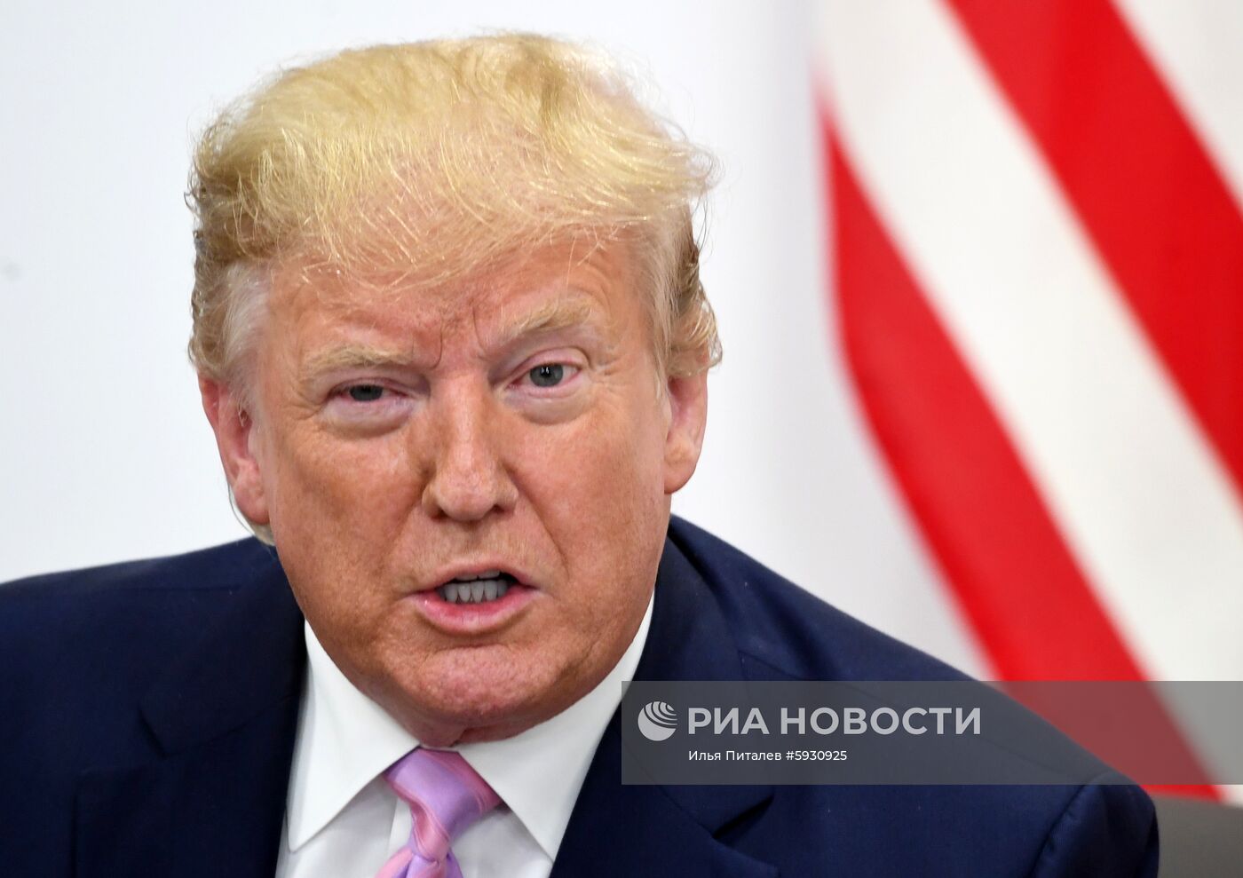 Рабочий визит президента РФ В. Путина в Японию для участия в саммите "Группы двадцати"