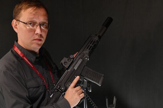 Открытие международного военно-технического форума "Армия-2019" 