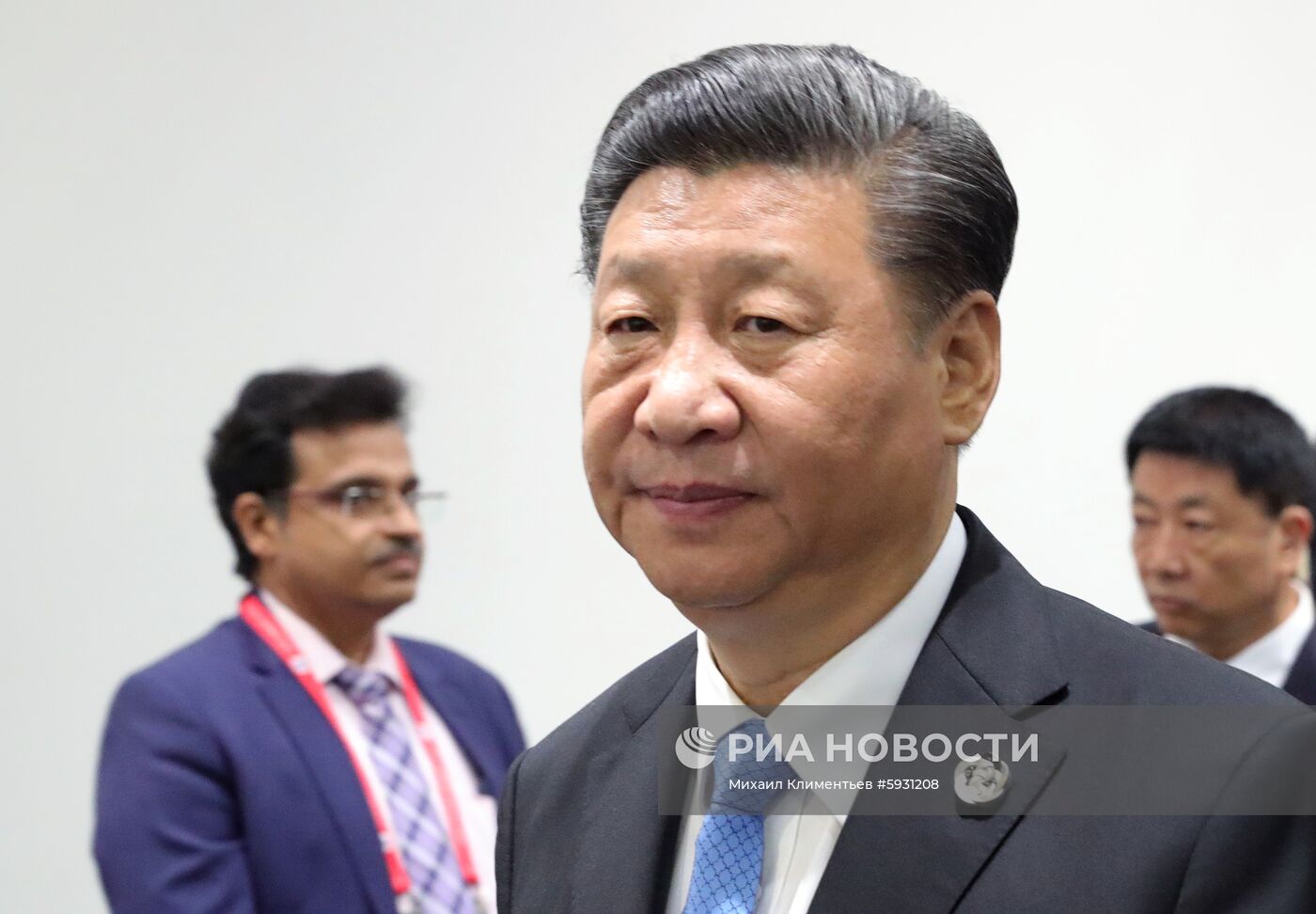 Рабочий визит президента РФ В. Путина в Японию для участия в саммите "Группы двадцати"