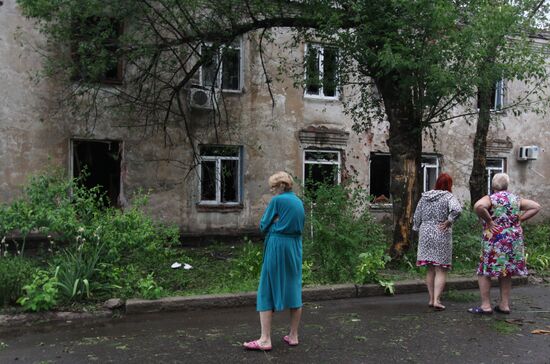 Последствия обстрела в Донецке