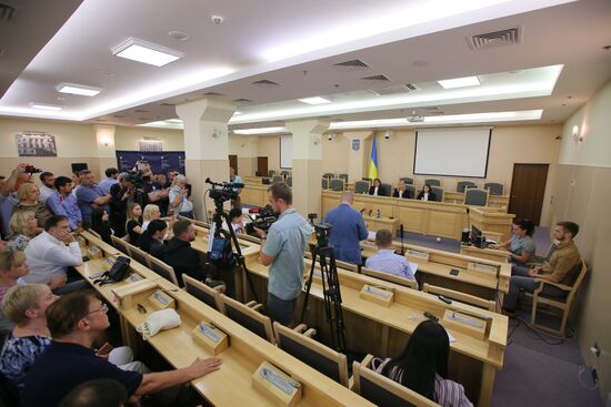 Суд в Киеве по делу партии "Движение новых сил"