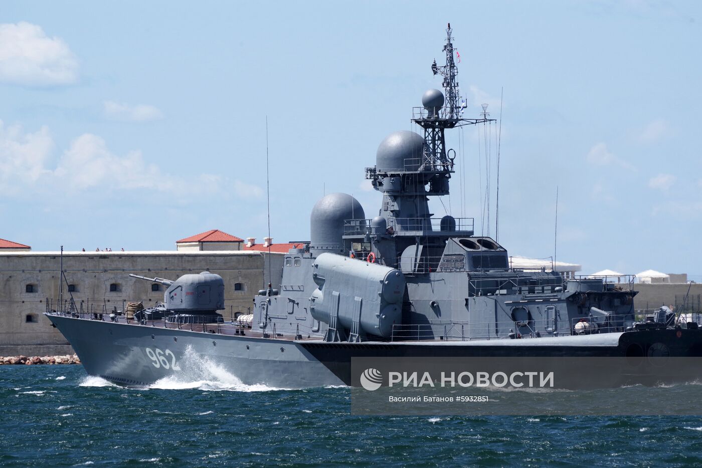 Международный военно-технический форум "Армия-2019" в Севастополе