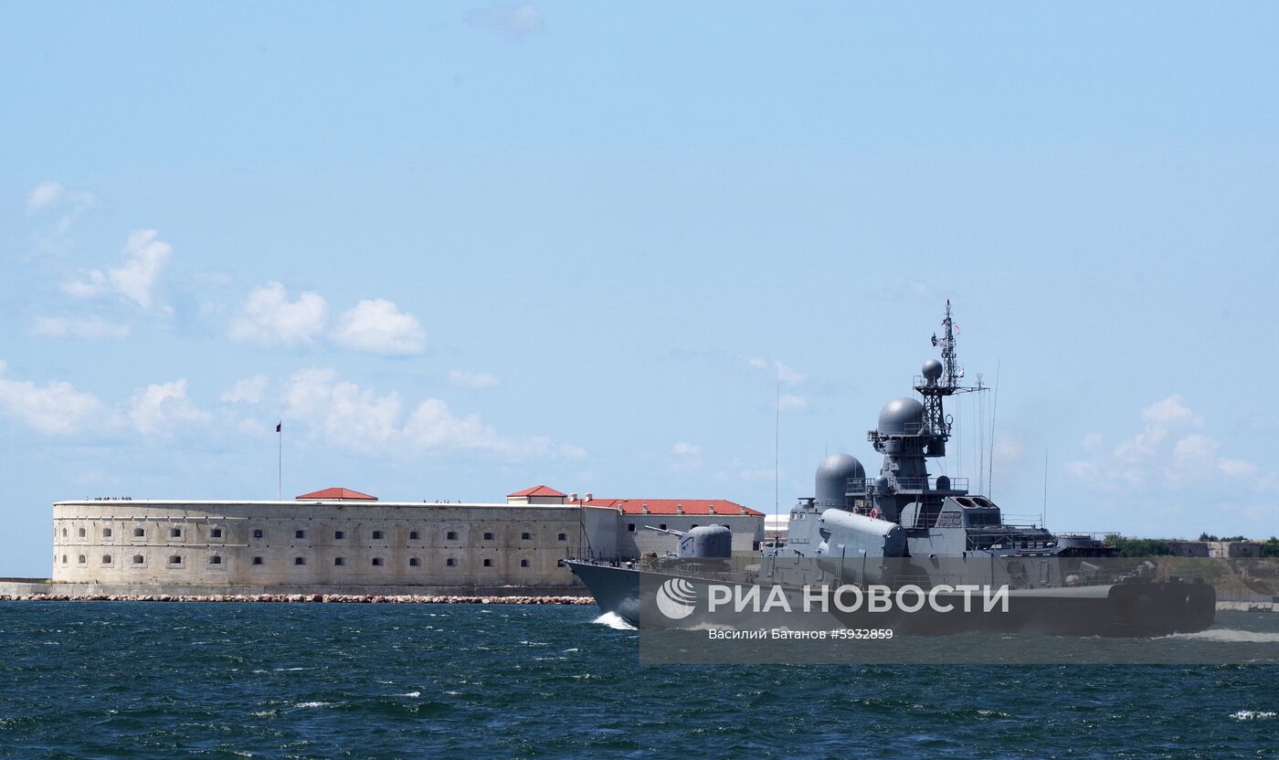 Международный военно-технический форум «Армия-2019» в Севастополе