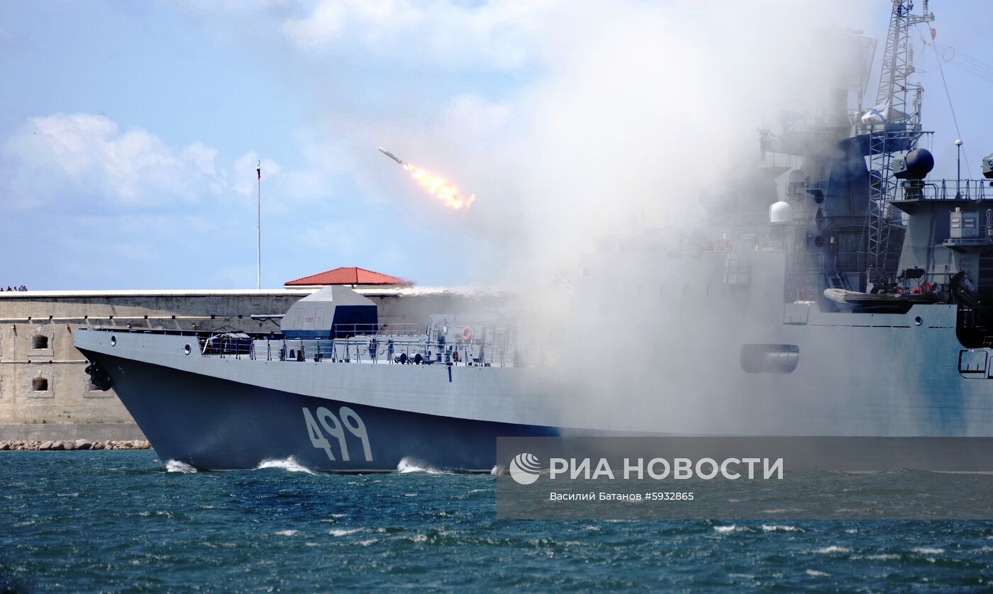 Международный военно-технический форум «Армия-2019» в Севастополе