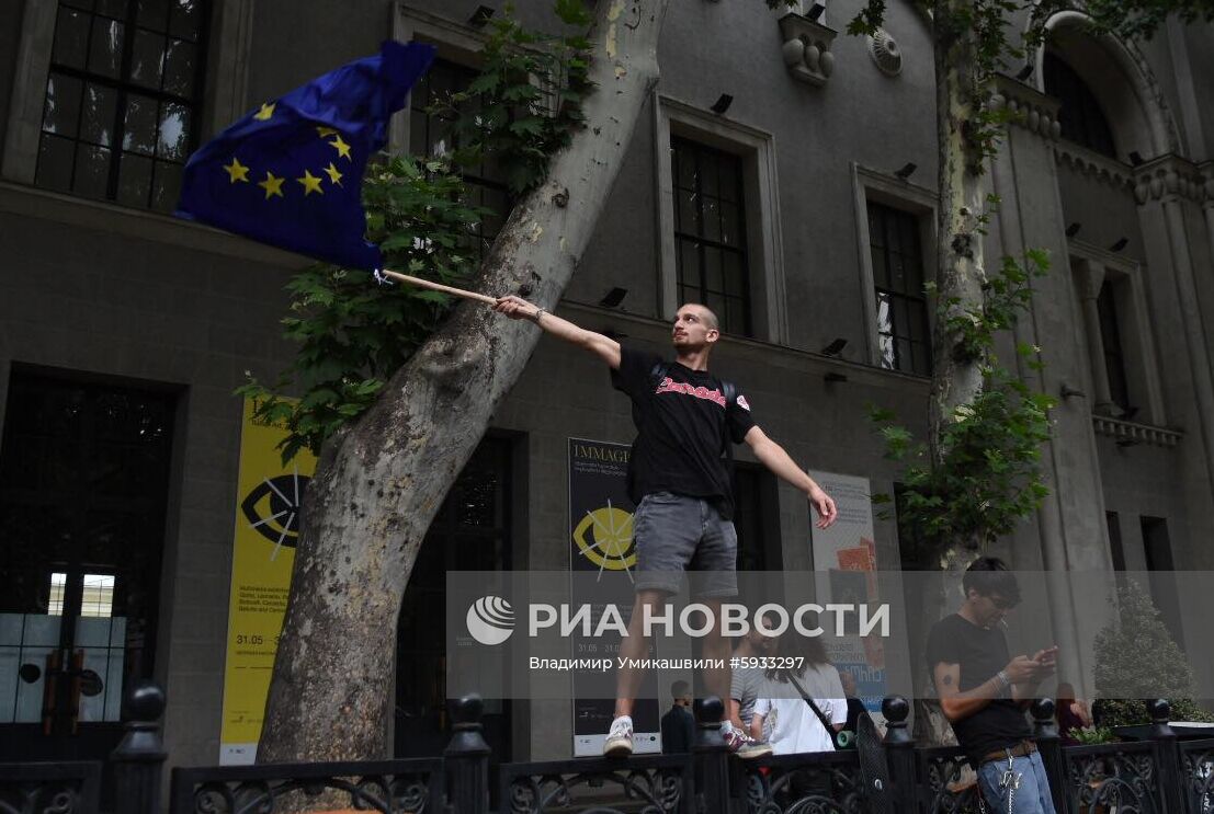 "Марш свободы" в Тбилиси