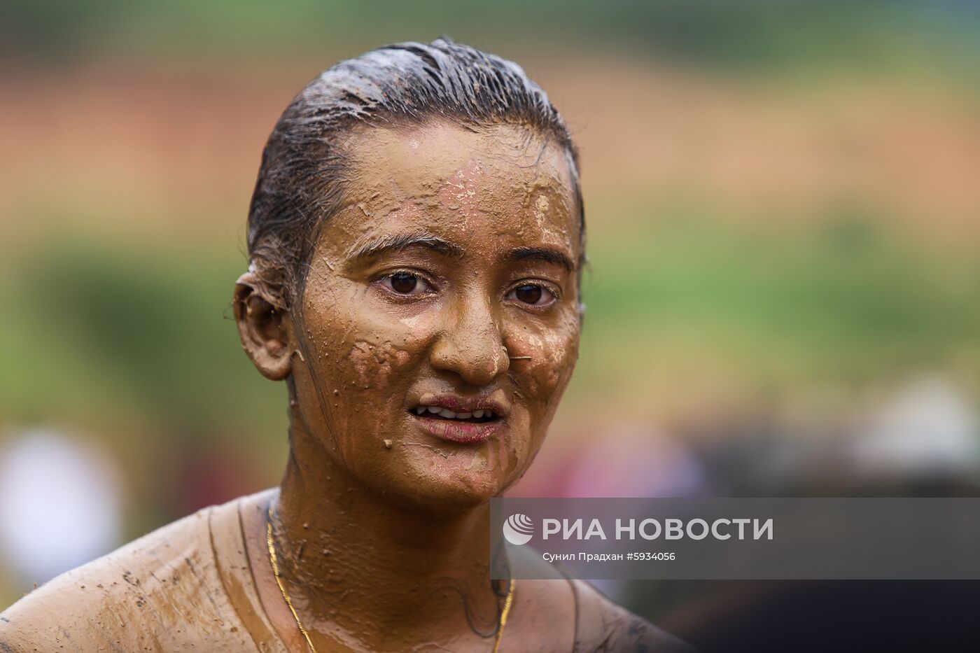 Праздник посадки риса Асар Пандра в Непале