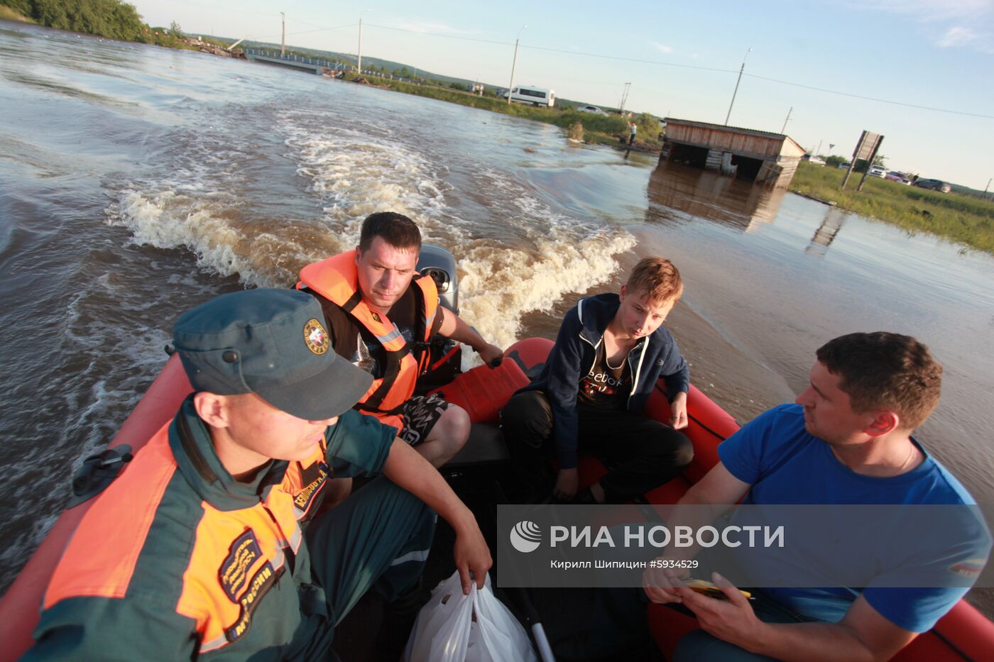 Ситуация в зоне подтопления в Иркутской области