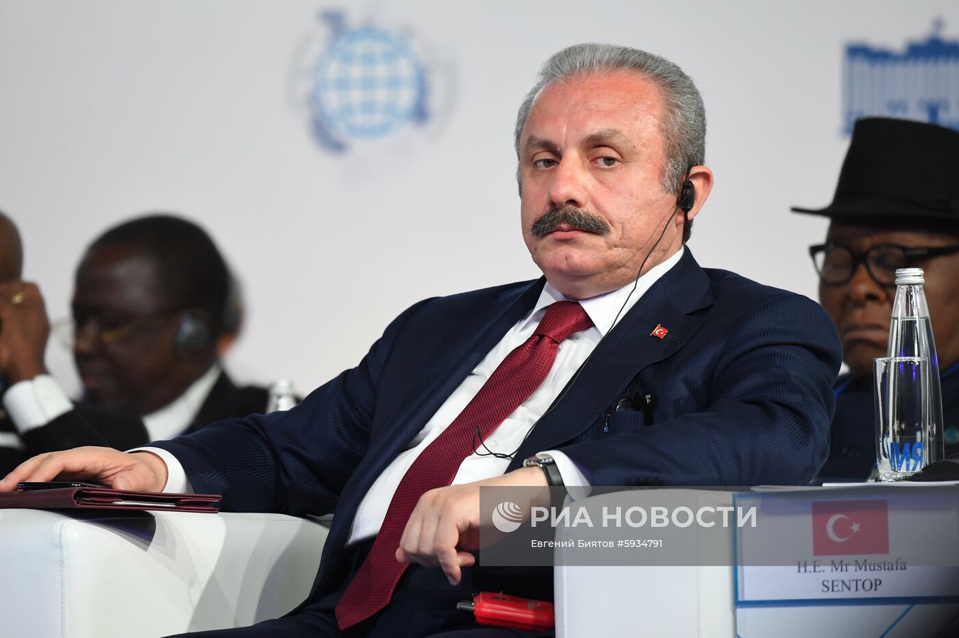Международный форум "Развитие парламентаризма"