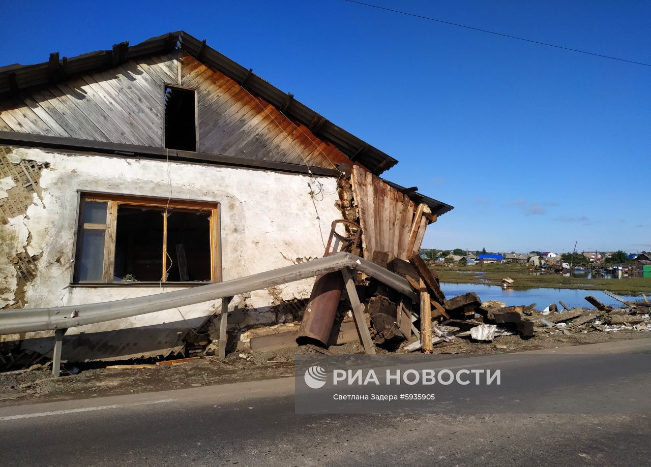 Ситуация в зоне подтопления в Иркутской области