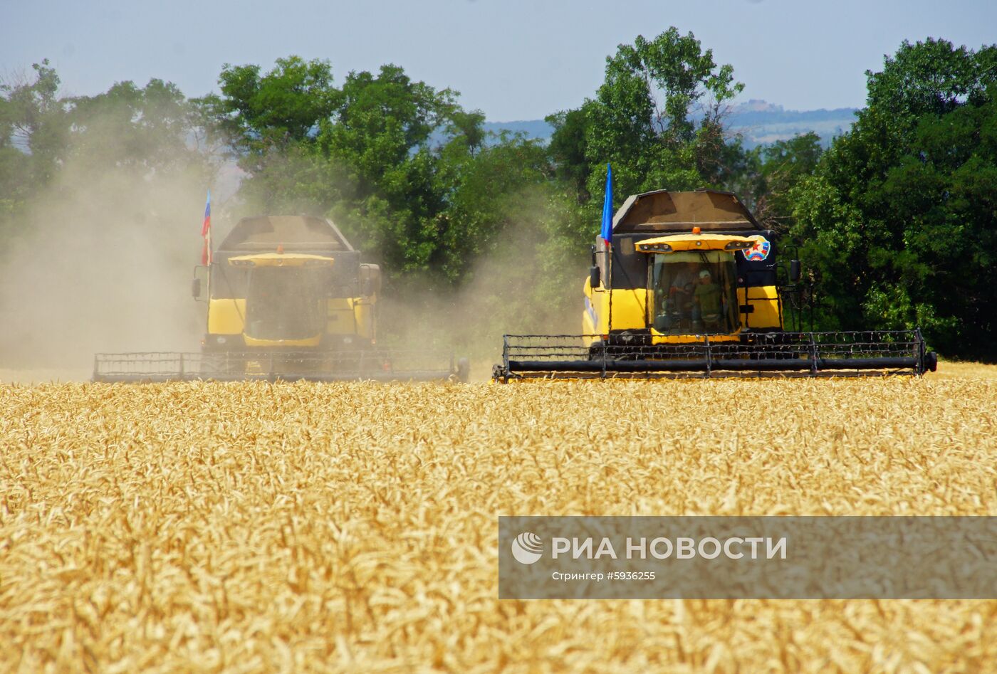 Уборка зерновых в Донецкой и Луганской областях