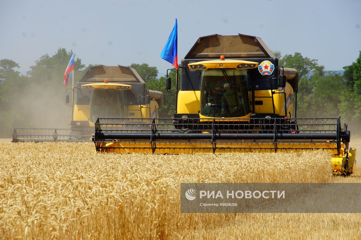 Уборка зерновых в Донецкой и Луганской областях