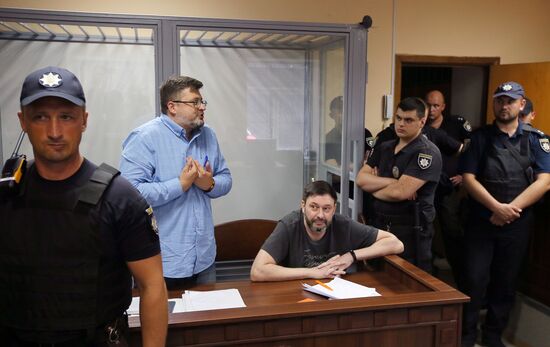 Заседание суда по делу журналиста К. Вышинского