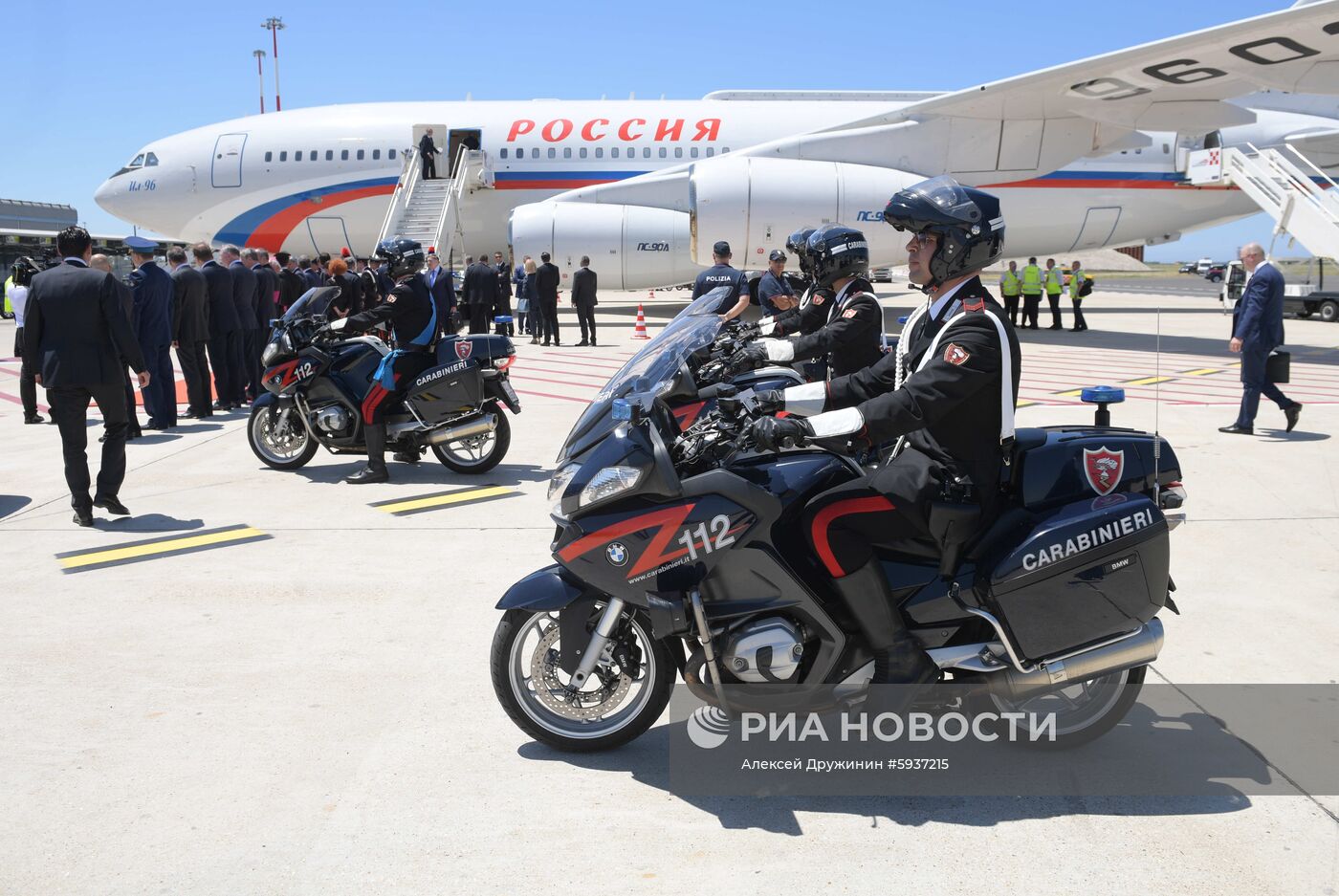 Официальный визит президента РФ В. Путина в Италию