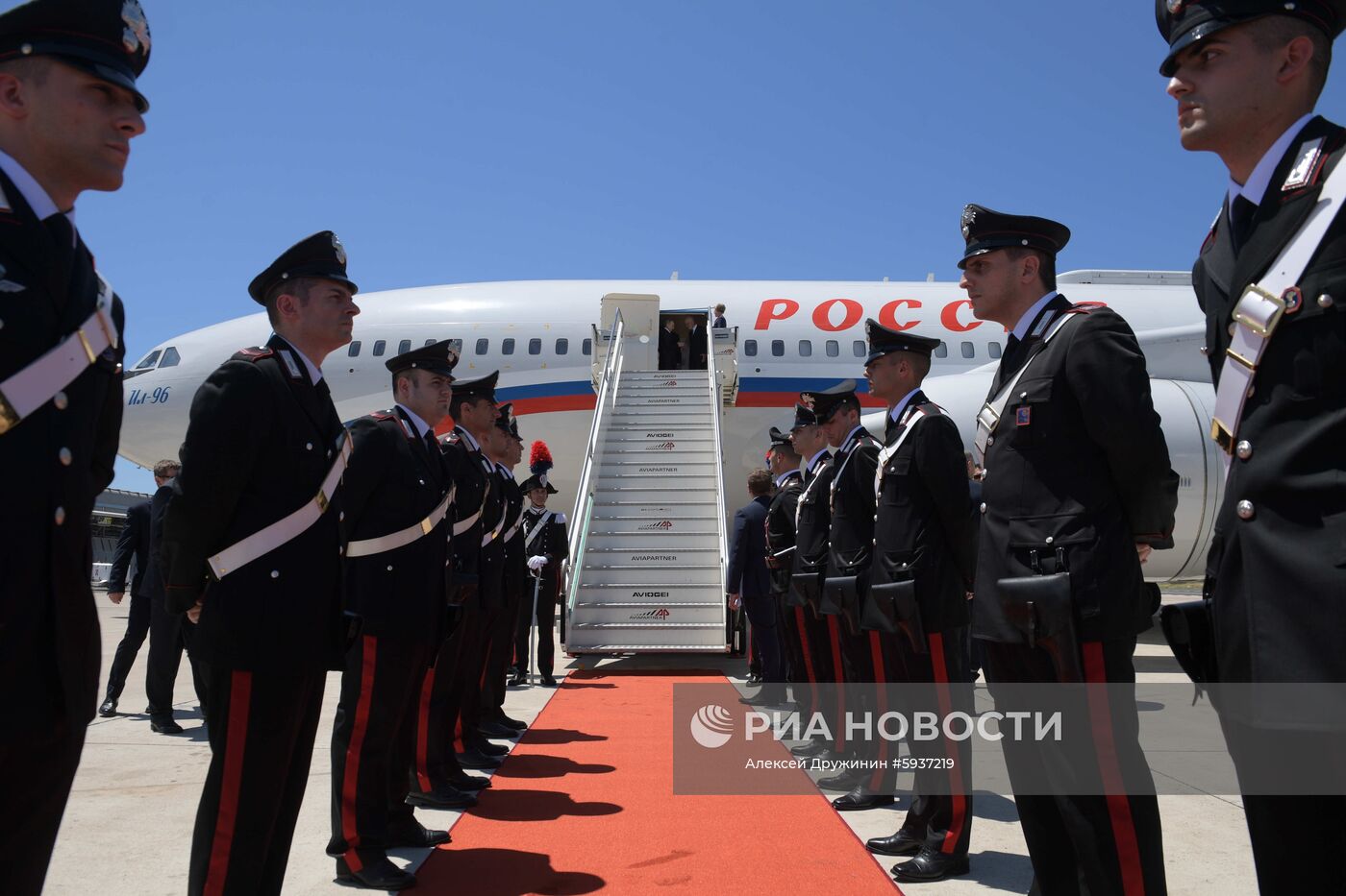 Официальный визит президента РФ В. Путина в Италию