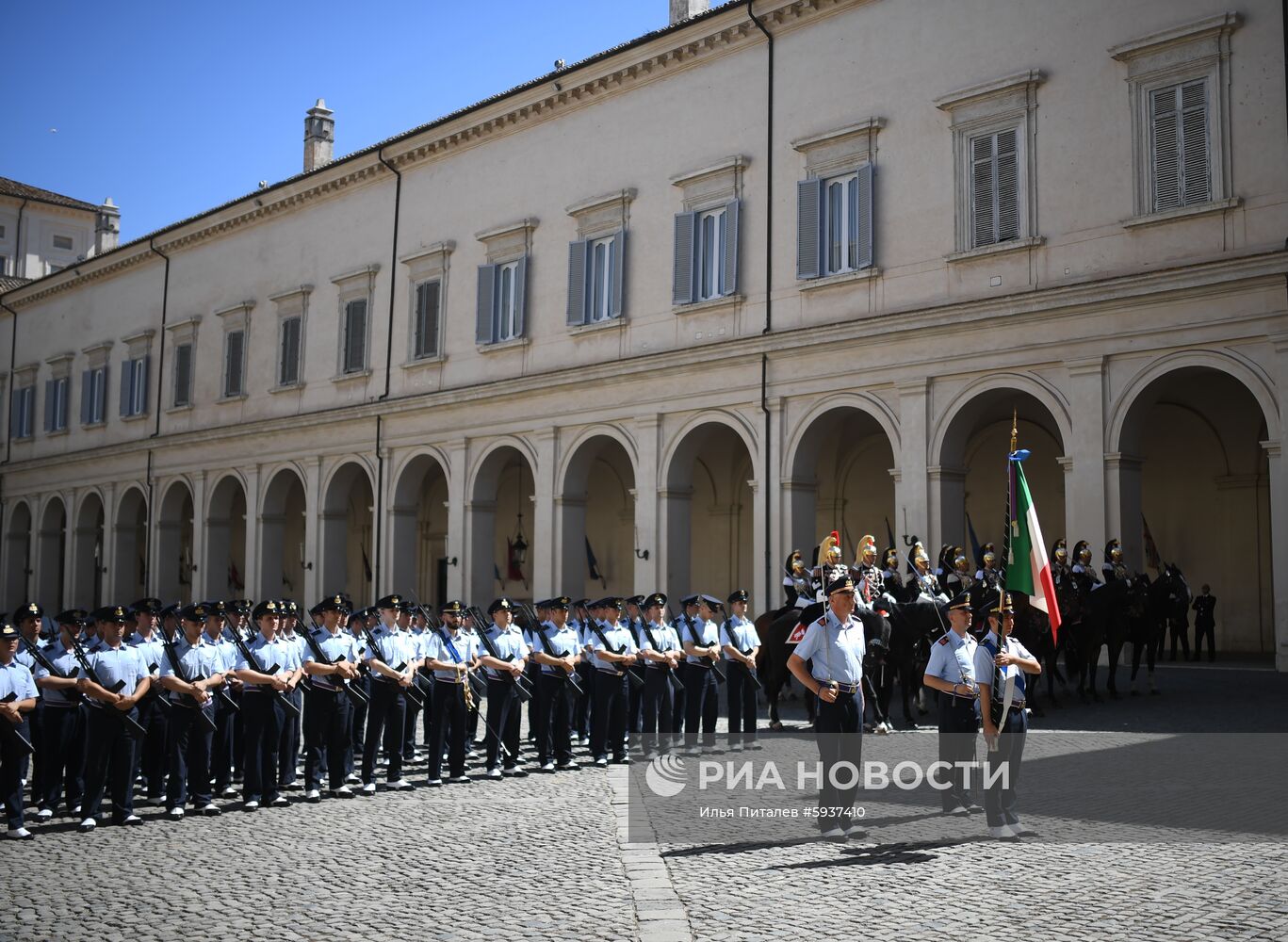 Официальный визит президента РФ В. Путина в Италию
