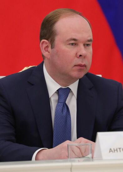 Заседание Совета при президенте РФ по реализации госполитики в сфере защиты детей