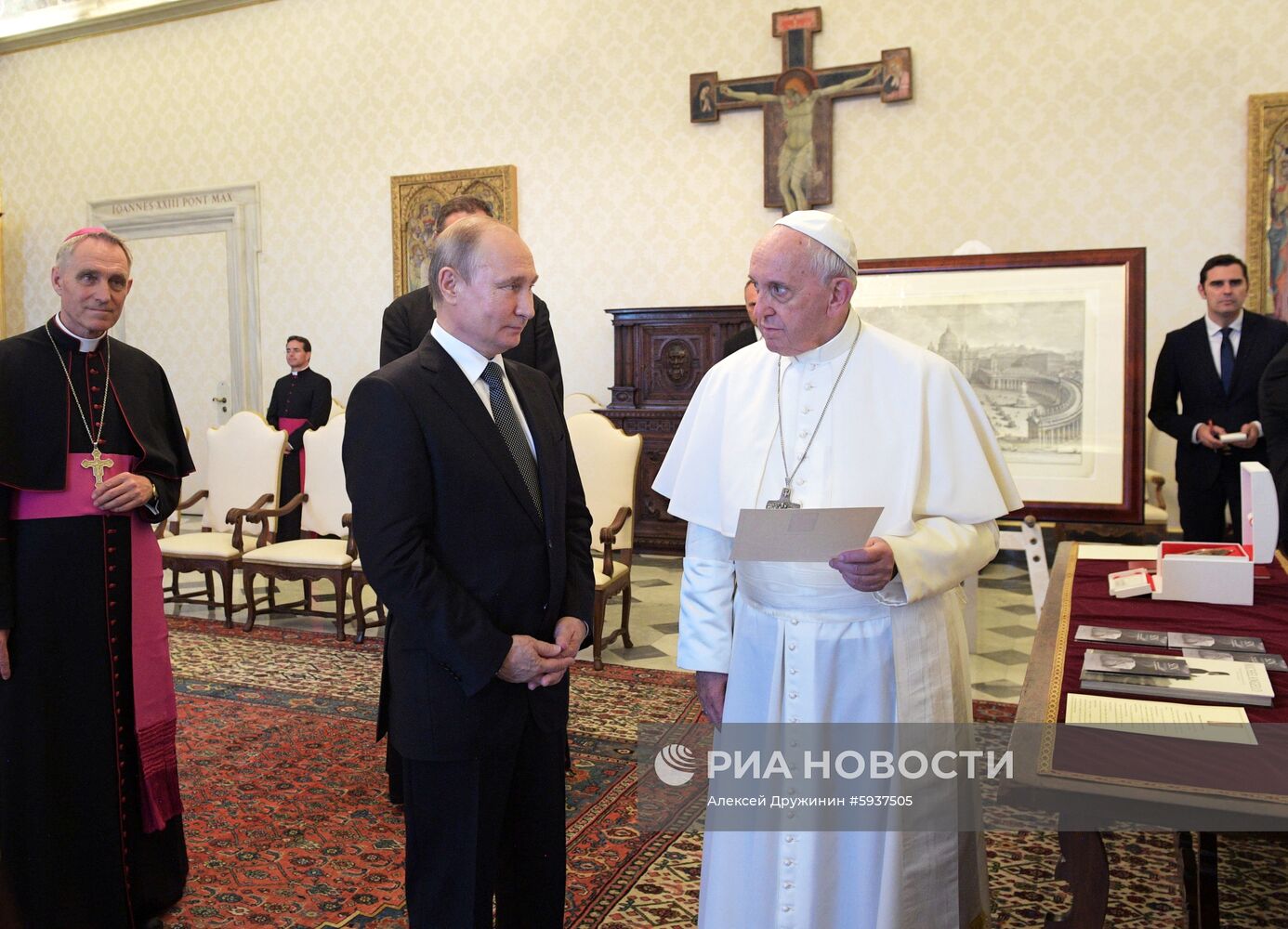 Визит президента РФ В. Путина в Ватикан