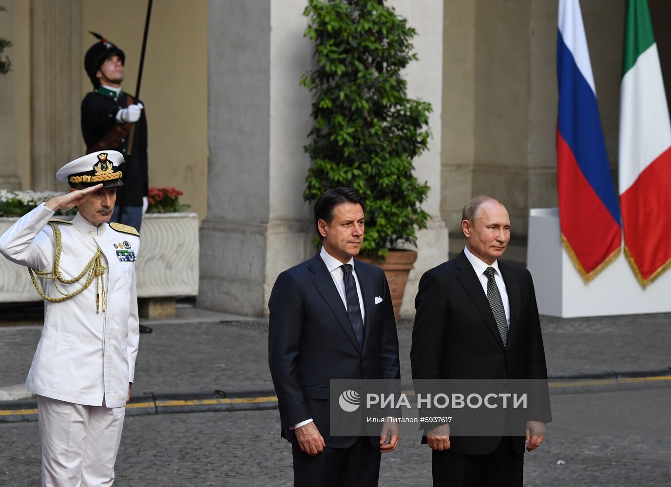 Официальный визит президента РФ В. Путина в Италию