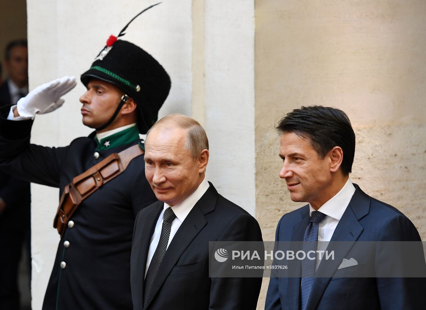 Официальный визит президента РФ В. Путина в Италию