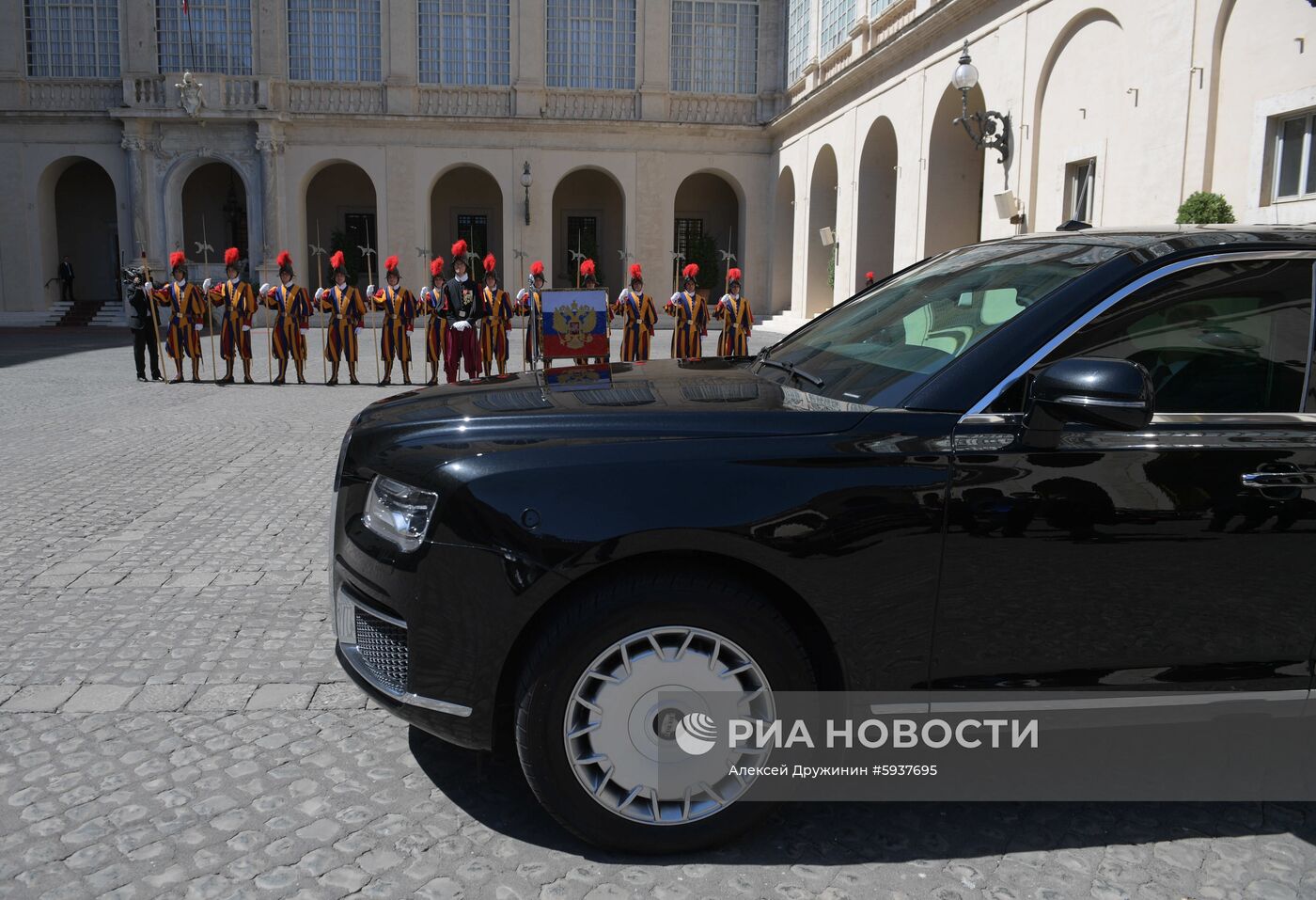 Визит президента РФ В. Путина в Ватикан