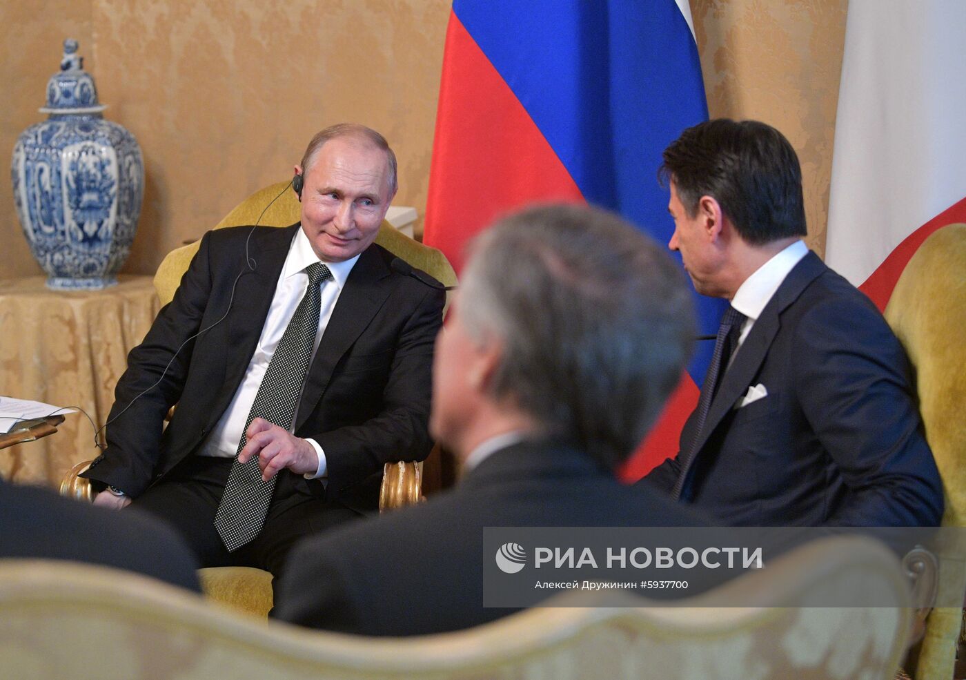 Официальный визит президента РФ В. Путина в Италию