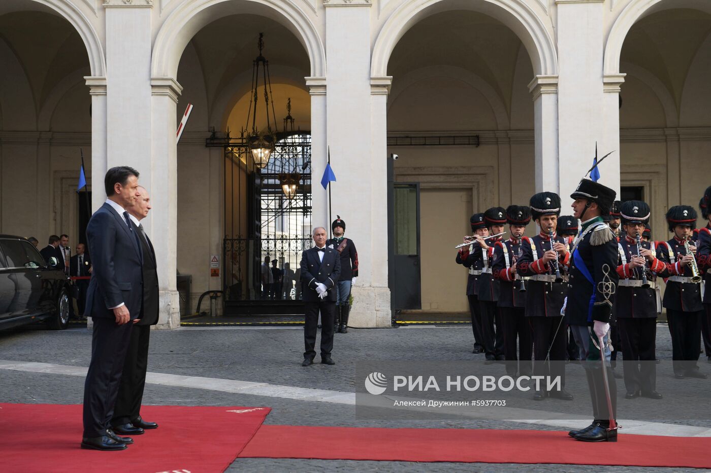 Официальный визит президента РФ В. Путина в Италию