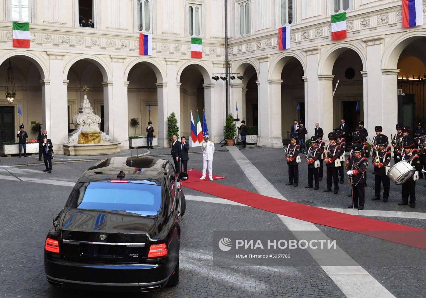 Официальный визит президента РФ В. Путина в Италию