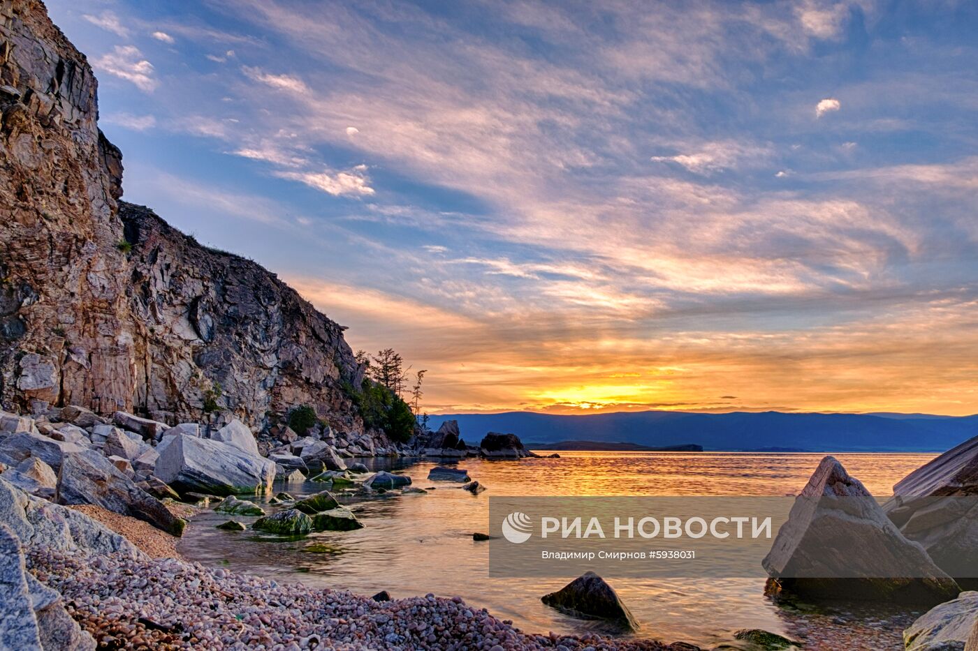 Остров Ольхон на озере Байкал