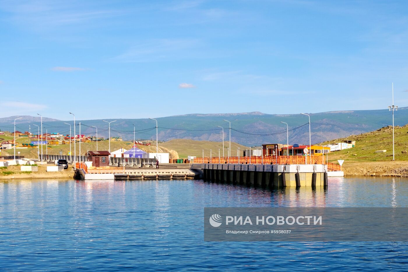 Остров Ольхон на озере Байкал