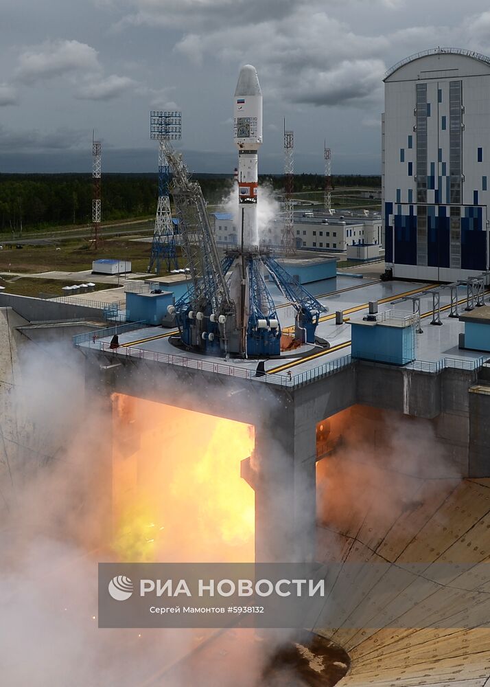 Пуск РН"Союз-2.1б" со спутником "Метеор-М" с космодрома Восточный