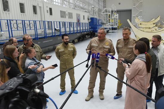 Пуск РН"Союз-2.1б" со спутником "Метеор-М" с космодрома Восточный
