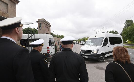 Похороны моряков-подводников в Санкт-Петербурге
