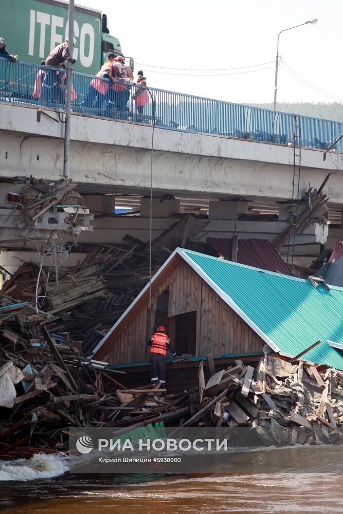 Ситуация в зоне подтопления в Иркутской области