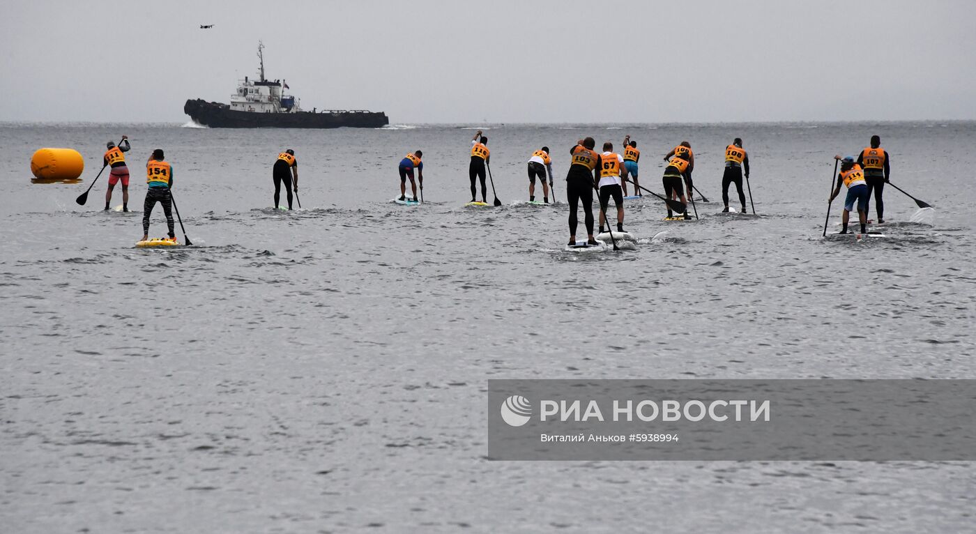 Турнир по сапсёрфингу во Владивостоке