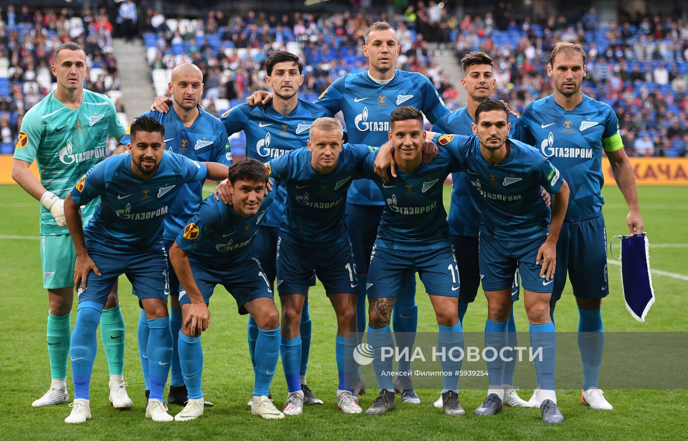 Футбол. Суперкубок России. Матч "Зенит" - "Локомотив"