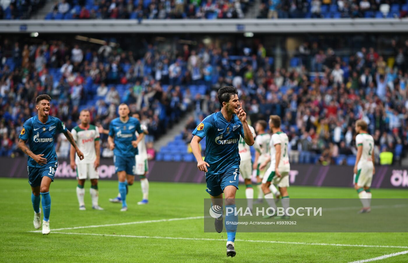 Футбол. Суперкубок России. Матч "Зенит" - "Локомотив"